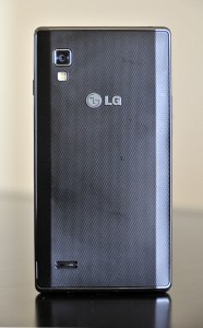 LG Optimus L9 - atras