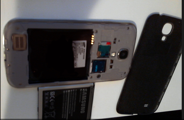 Samsung Galaxy S4 chamuscado