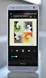 HTC One Mini - rep musica