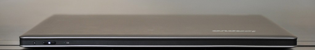 Lenovo IdeaPad Yoga 13 - lateral frontal