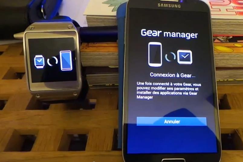 Galaxy S4 con Galaxy Gear