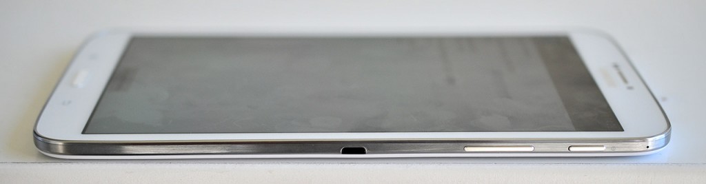 Samsung Galaxy Tab 3 8.0 - derecha