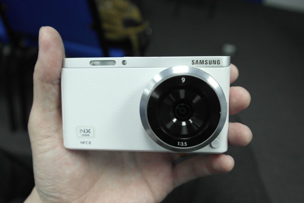 Samsung NX Mini