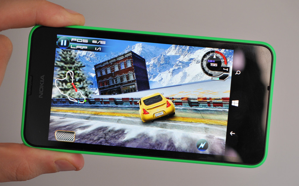 Nokia Lumia 630 - Asphalt 5