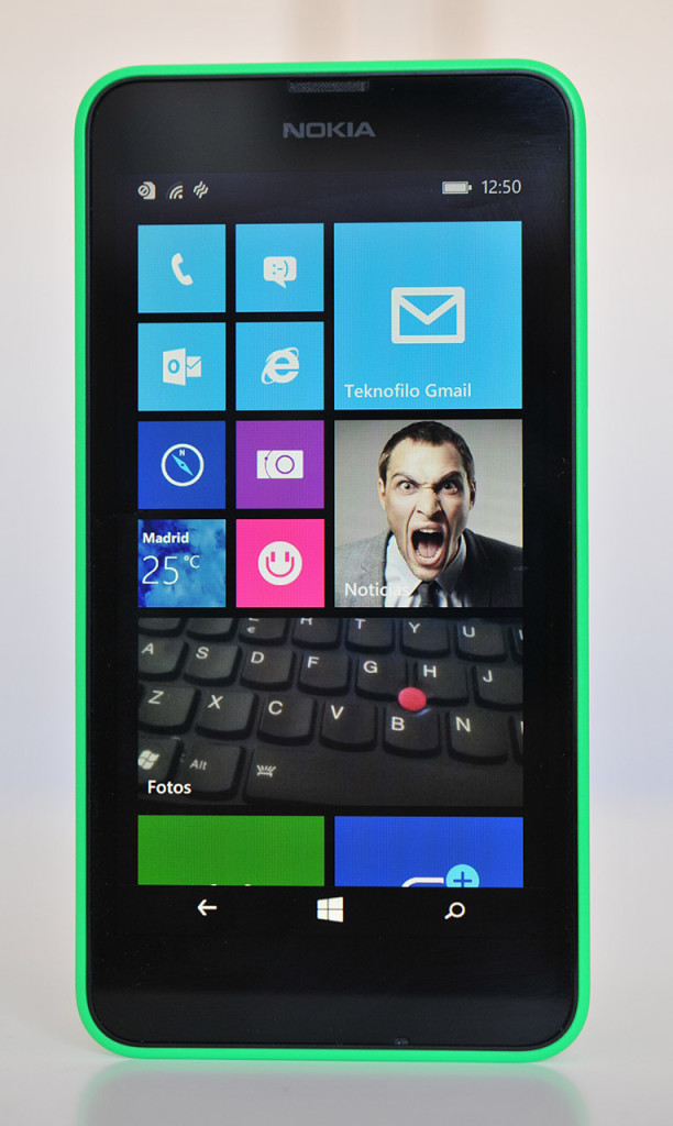 Nokia Lumia 630 - Frontal