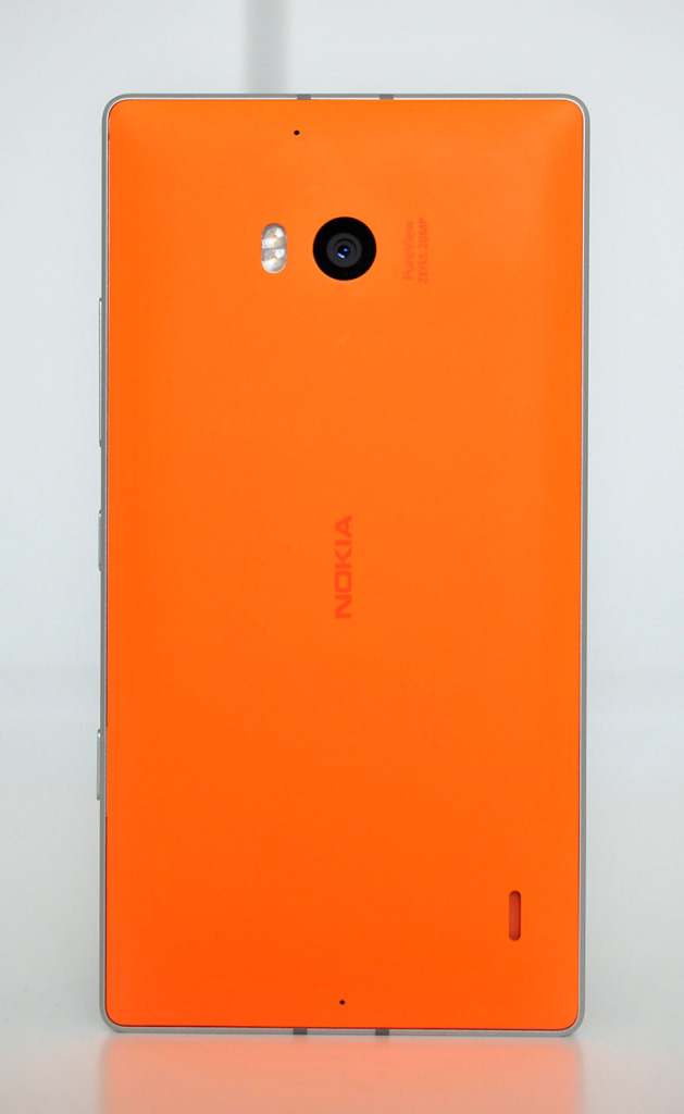 Nokia Lumia 930 - atras