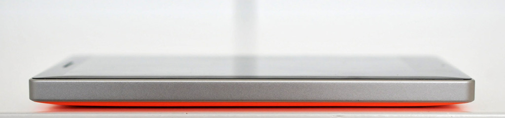 Nokia Lumia 930 - izquierda