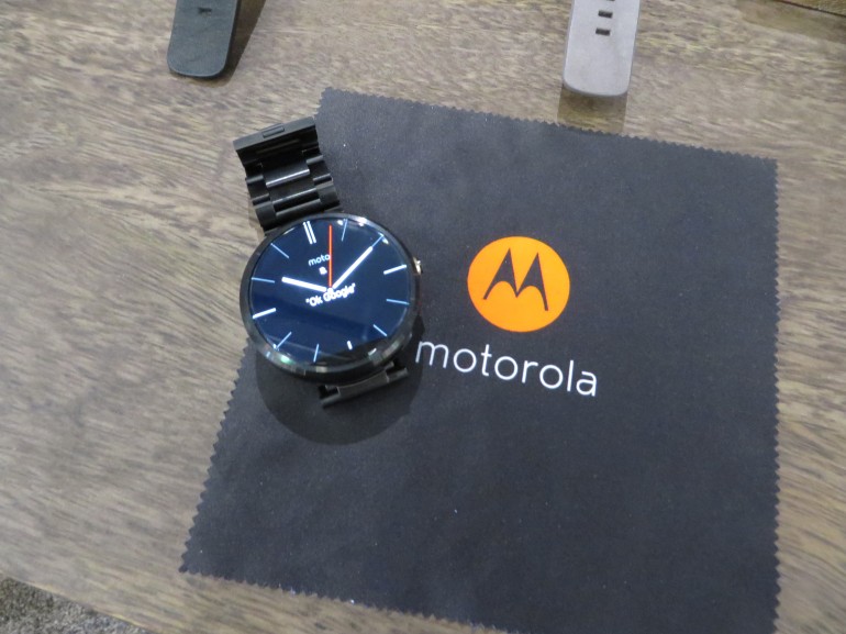 Moto 360