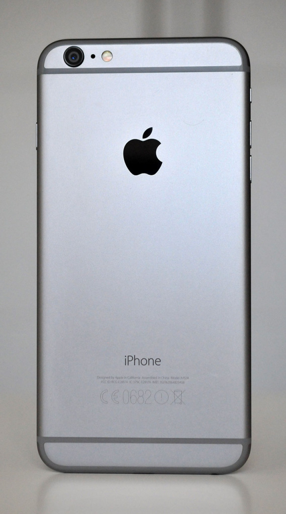 iPhone 6 Plus - Atras