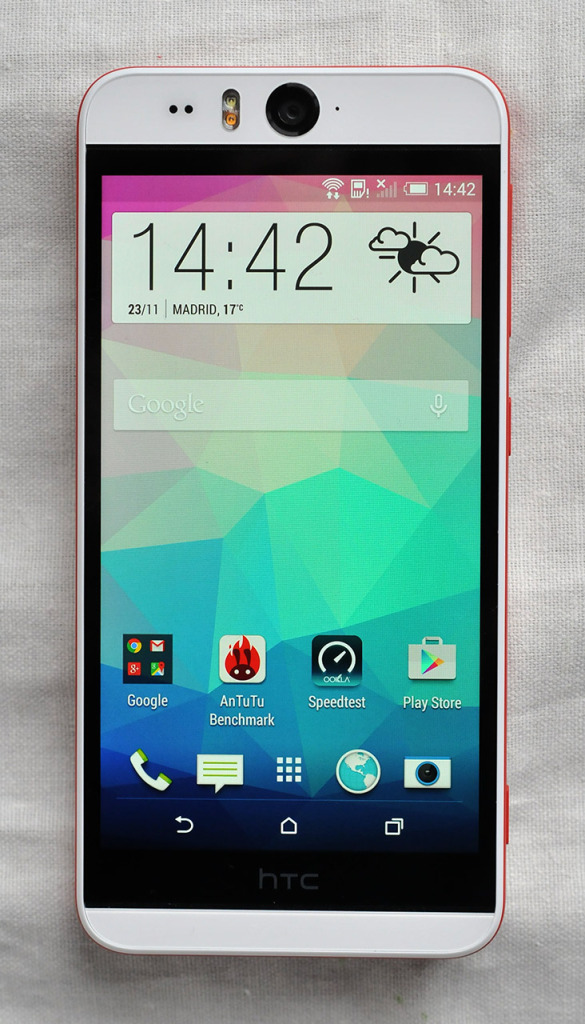 HTC Desire Eye - frontal