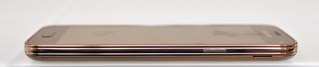 Samsung Galaxy S5 mini - derecha