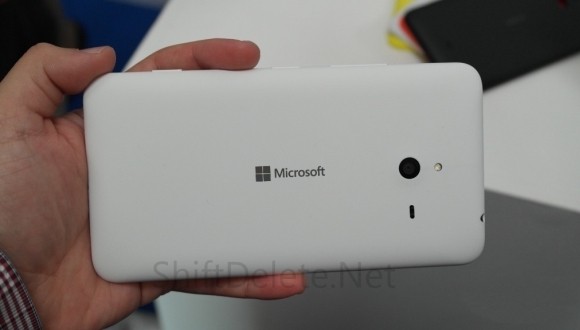 Nokia Lumia 1330