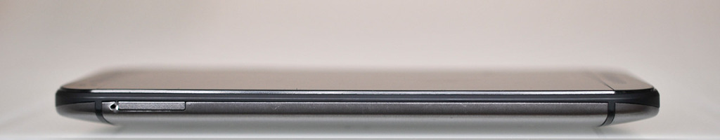 HTC One mini 2 - izquierda