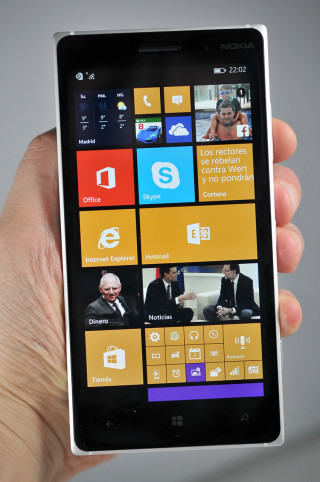 Nokia Lumia 830 - 2