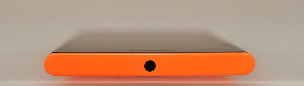 Nokia Lumia 735 - Arriba