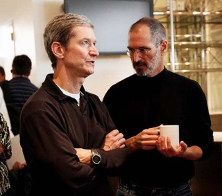 tim-cook_steve-jobs[1]