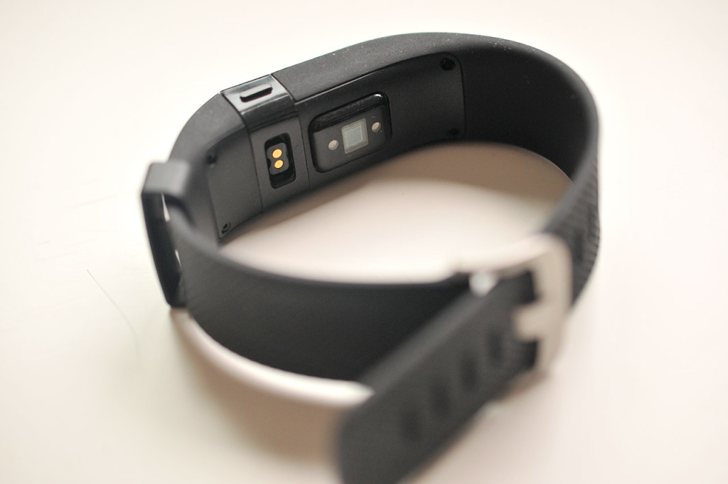 Fitbit Charge HR - 4
