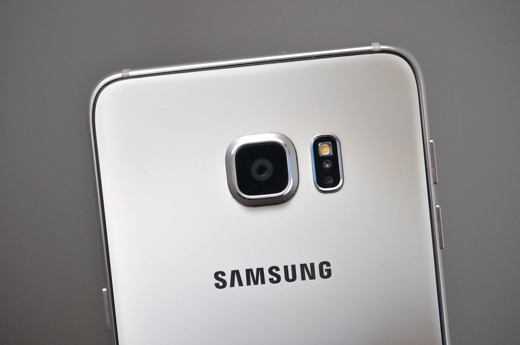 Samsung Galaxy S6 edge plus - 24