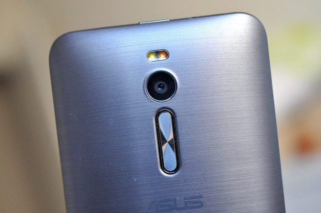 ASUS Zenfone 2 - 26