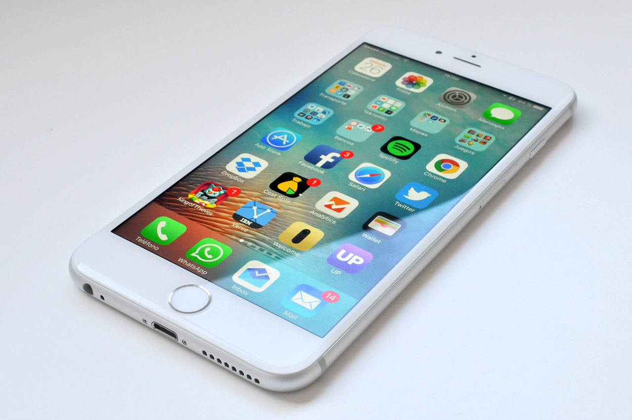 Problemas con la pantalla del iPhone 6 Plus? Apple lo arregla con un  descuento, Smartphones