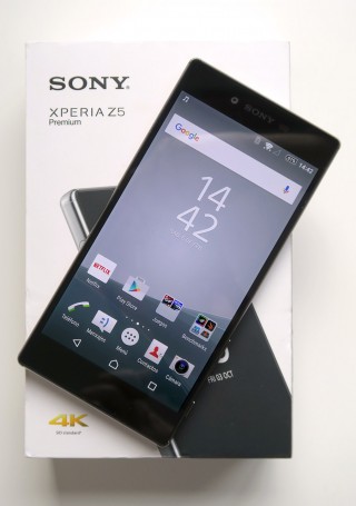 Sony Xperia Z5 Premium - 2