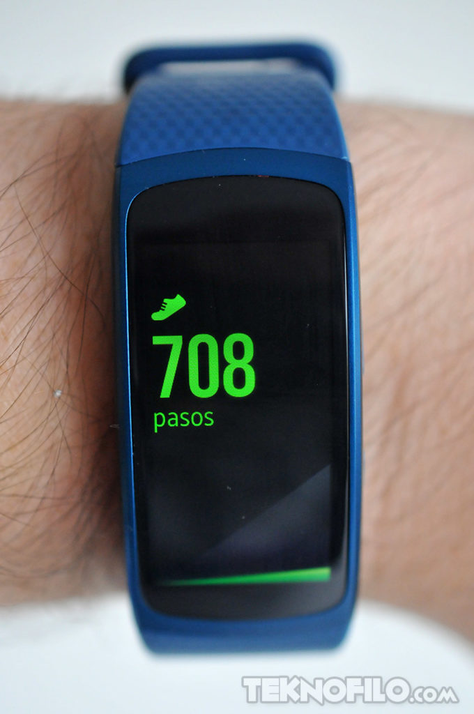Análisis de la pulsera Samsung Gear Fit 2 a fondo y opinión | Teknófilo