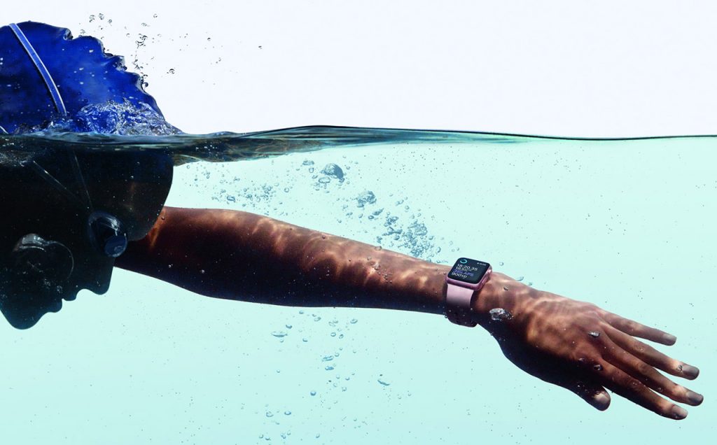 watch-lifestyle-swimming_pr-print