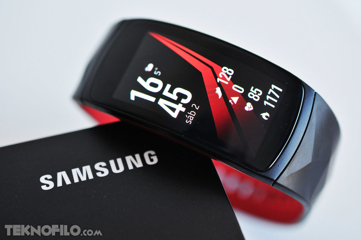 Estrictamente color vamos a hacerlo Análisis de la pulsera Samsung Gear Fit2 Pro a fondo y opinión [REVIEW] |  Teknófilo