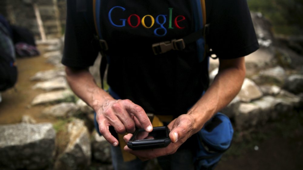 Un nuevo informe revela todos los datos privados que salen de tu smartphone Android rumbo a Google