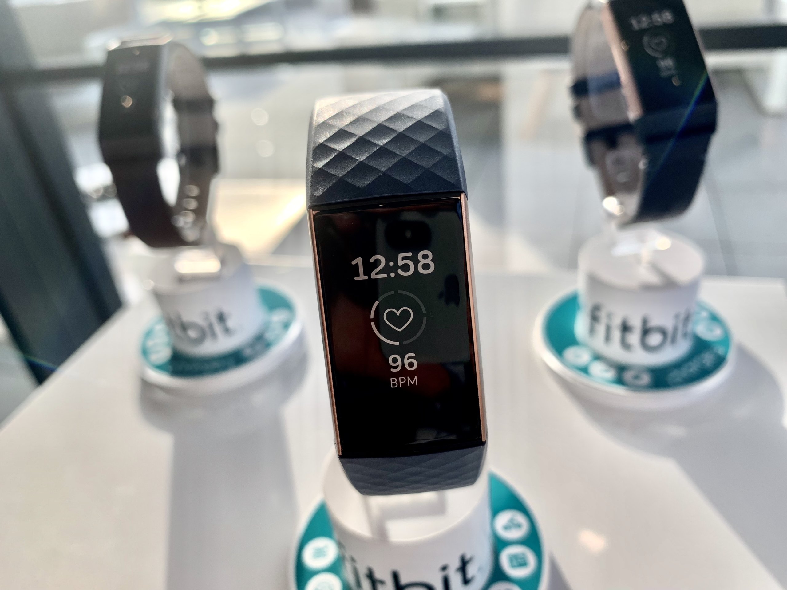 Continuación agrio Médico Fitbit Charge 3: Características, disponibilidad y precio en España