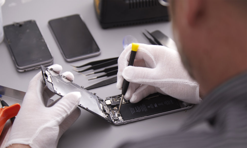 Apple lanza un programa de centros de reparación independientes en EE.UU.