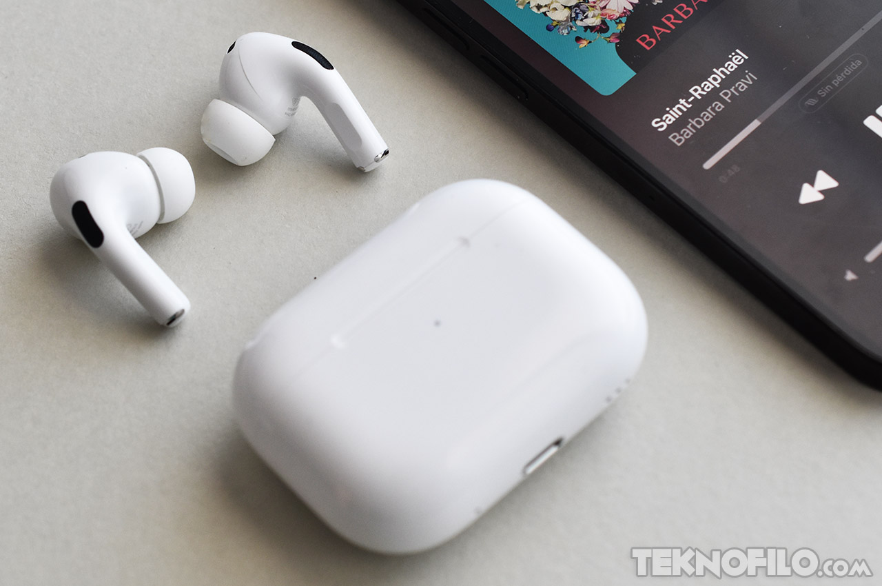 Cómo arreglar la distorsión en los AirPods