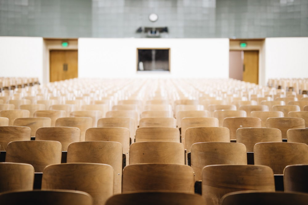 ChatGPT aprueba el examen final del MBA de una escuela de negocios Escuela