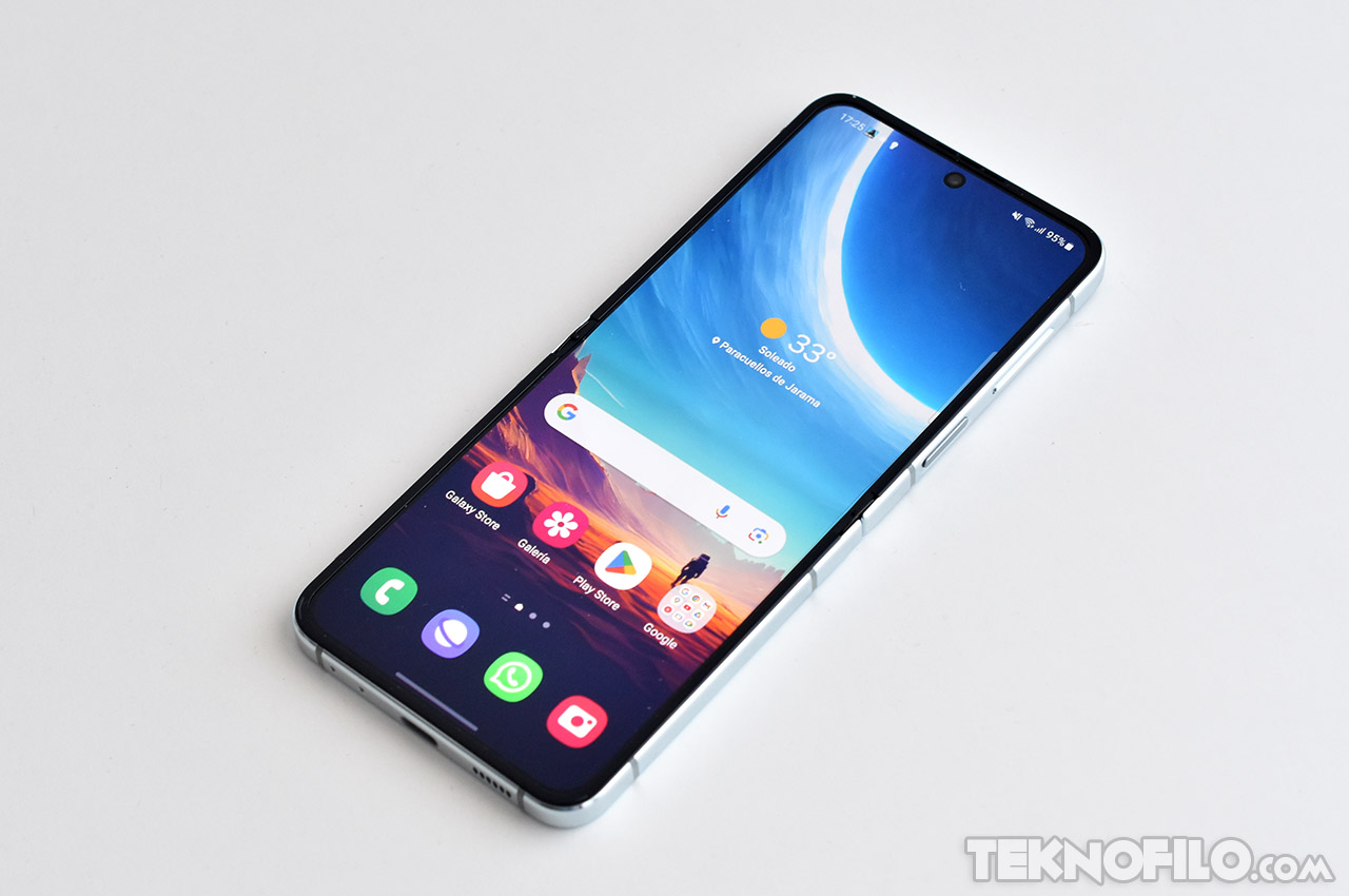 Samsung Galaxy Z Flip5, análisis: la pantalla externa pasa a ser  protagonista en un conjunto tan equilibrado como continuista