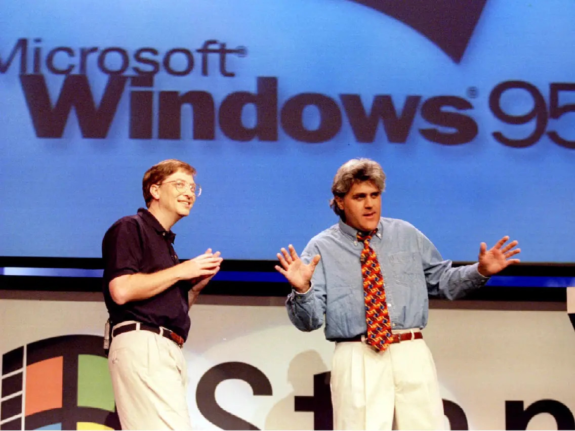 Recordando el lanzamiento de Windows 95 por todo lo alto hace 28 anos