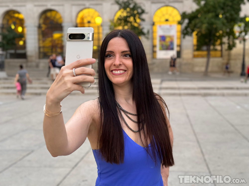 Google anunció un desbloqueo facial seguro en el Pixel 8 Pro, pero ya parece haber sido burlado
