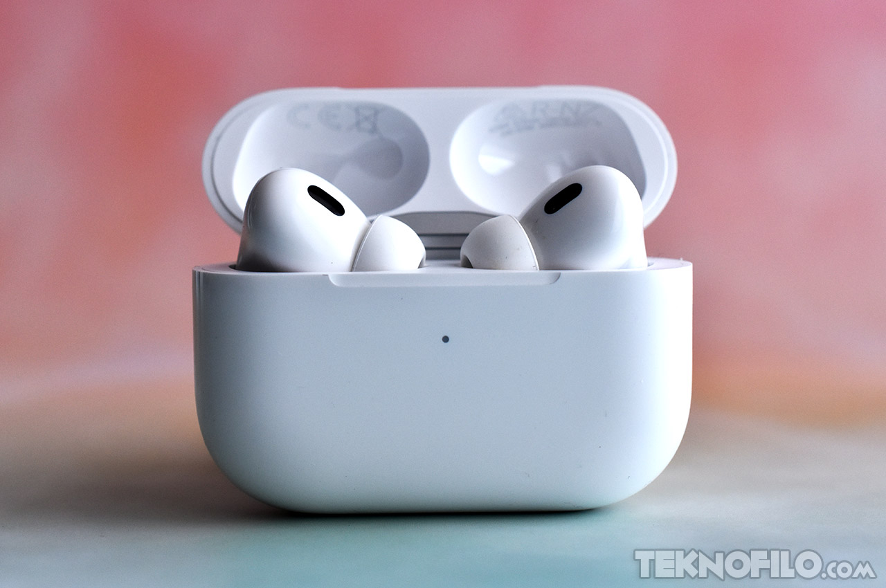 APPLE AirPods Pro (2022 2ª gen), Conexión Lightning, Inalámbricos