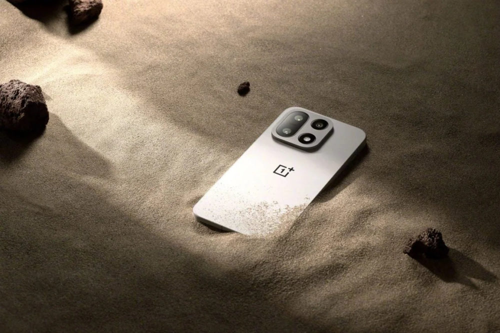 OnePlus 15: El nuevo buque insignia llega con rediseño total, potencia bruta y batería gigante