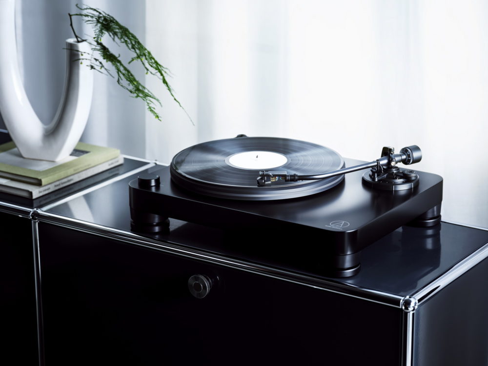 Audio-Technica AT-LP7X: el giradiscos manual premium para amantes del vinilo