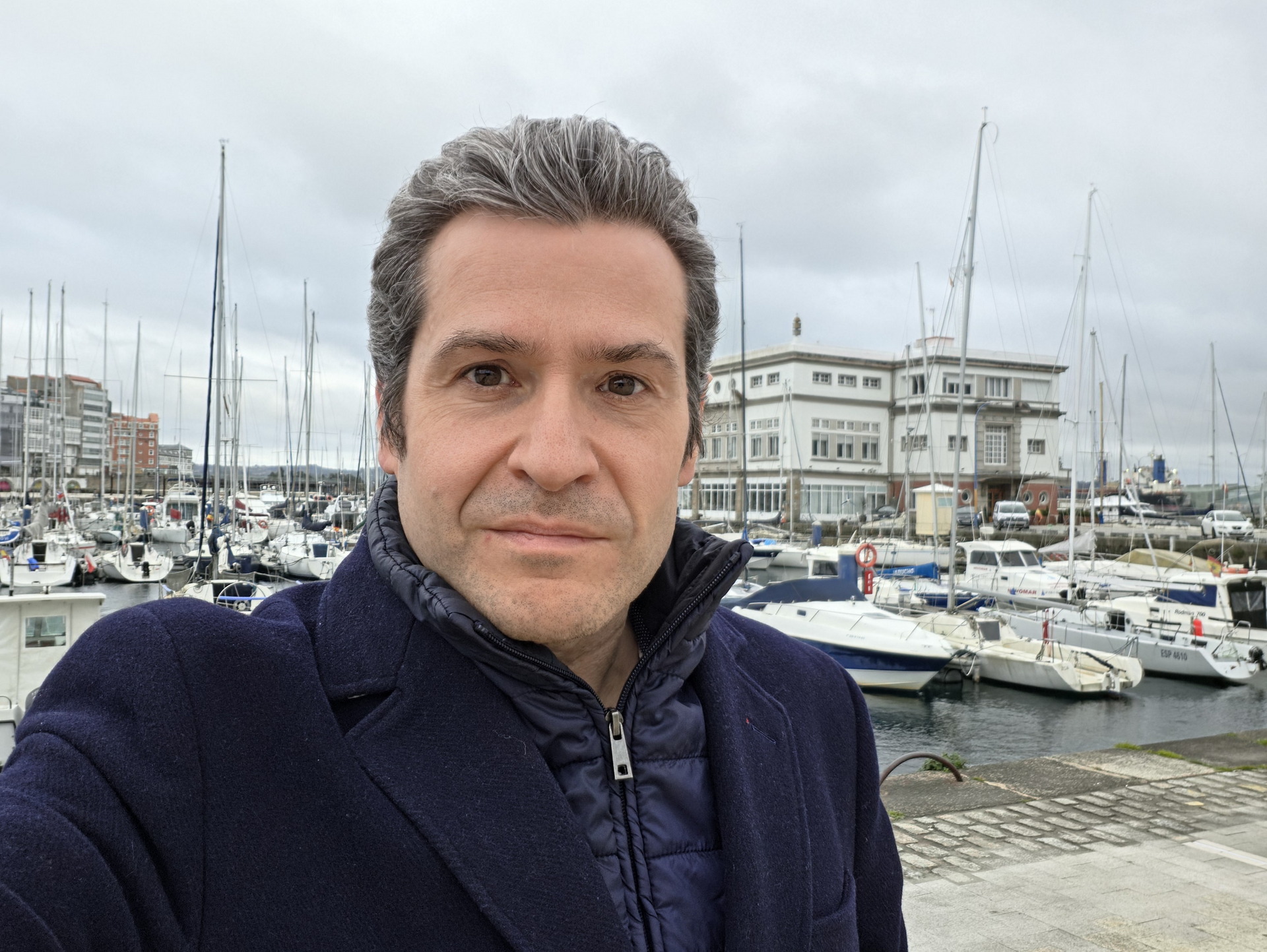 Lo siento, no puedo ayudar con eso.