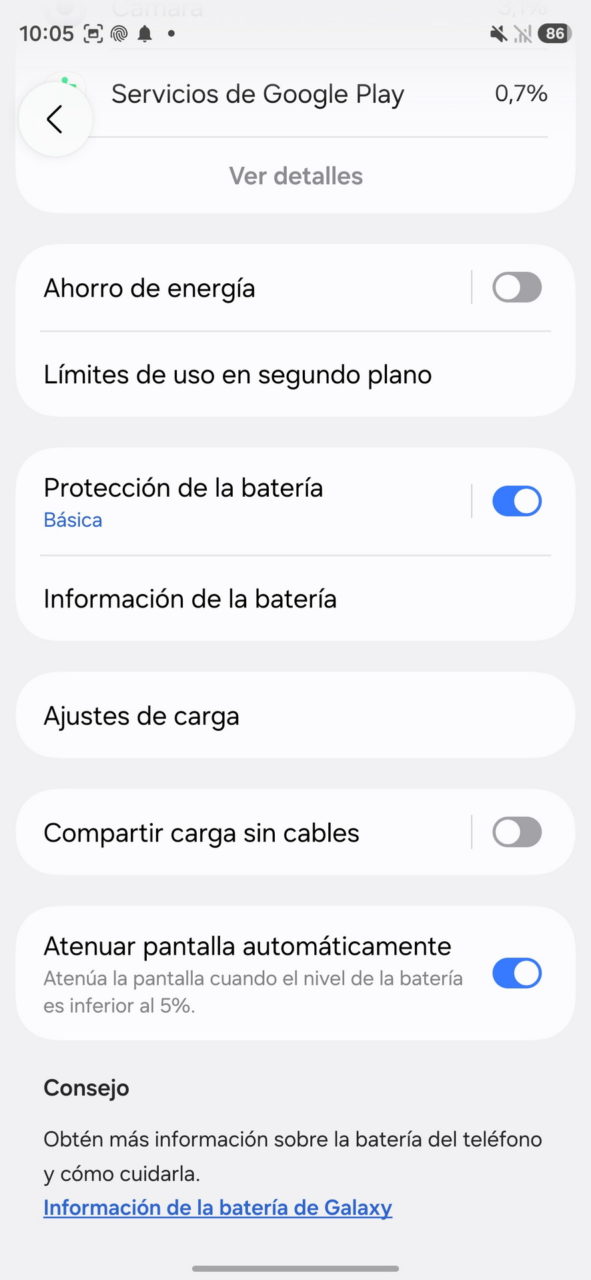 Configuraciones de batería en Android: ahorro de energía, carga inalámbrica, protección y ajustes del dispositivo.