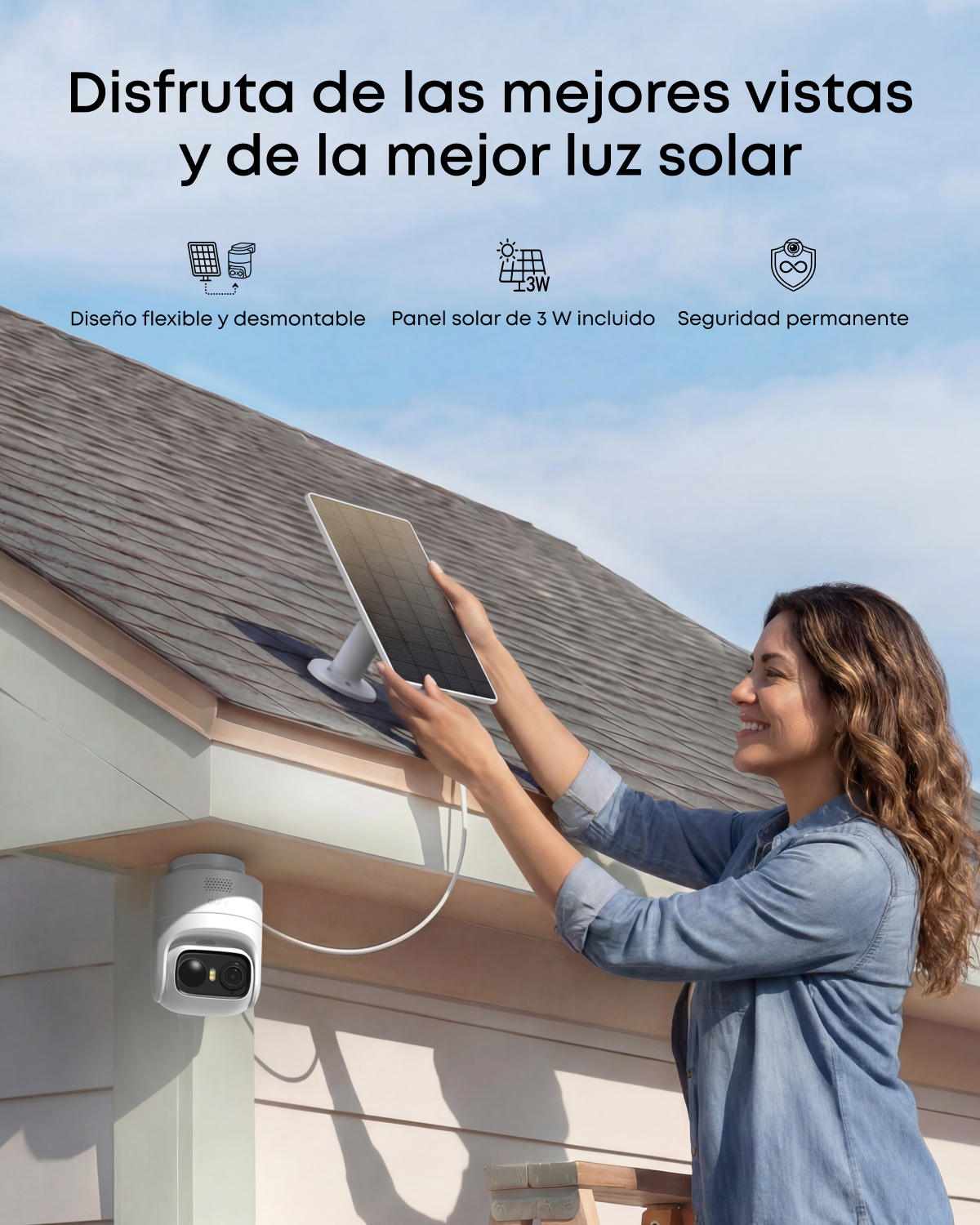 Mujer instala panel solar de 3W en techo para cámara de seguridad, asegurando vistas y luz solar óptimas.