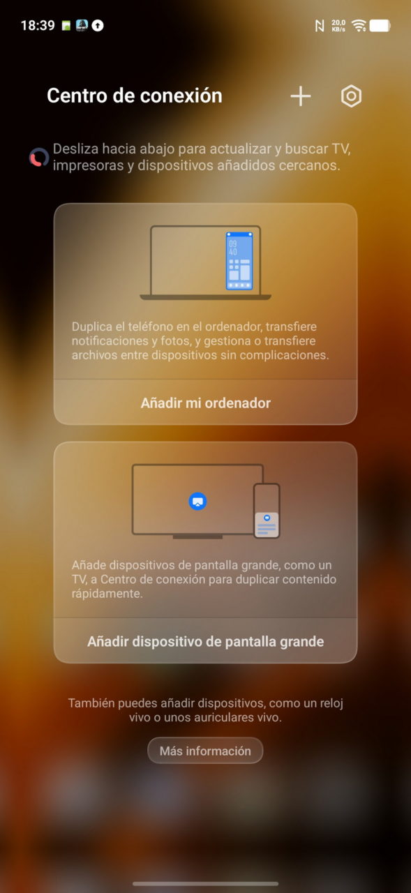 Centro de conexión para duplicar y gestionar dispositivos en pantalla grande, añade PC y TV fácilmente.