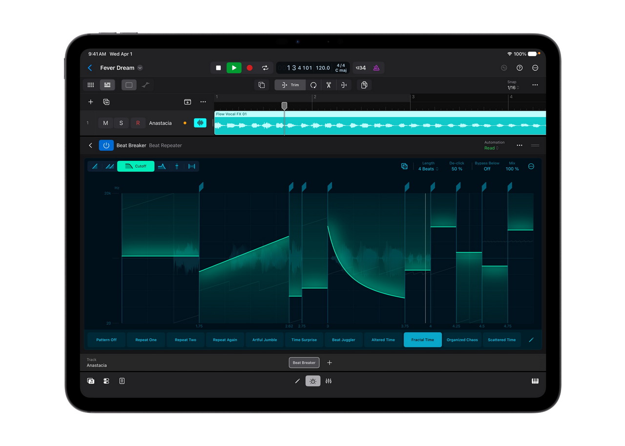 Pantalla de edición de audio en software de música digital en tablet, mostrando ondas y controles visuales.