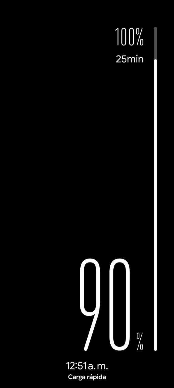 Pantalla de carga rápida al 90%, tiempo restante 25 min, 12:51 a.m. Fondo negro, texto blanco.