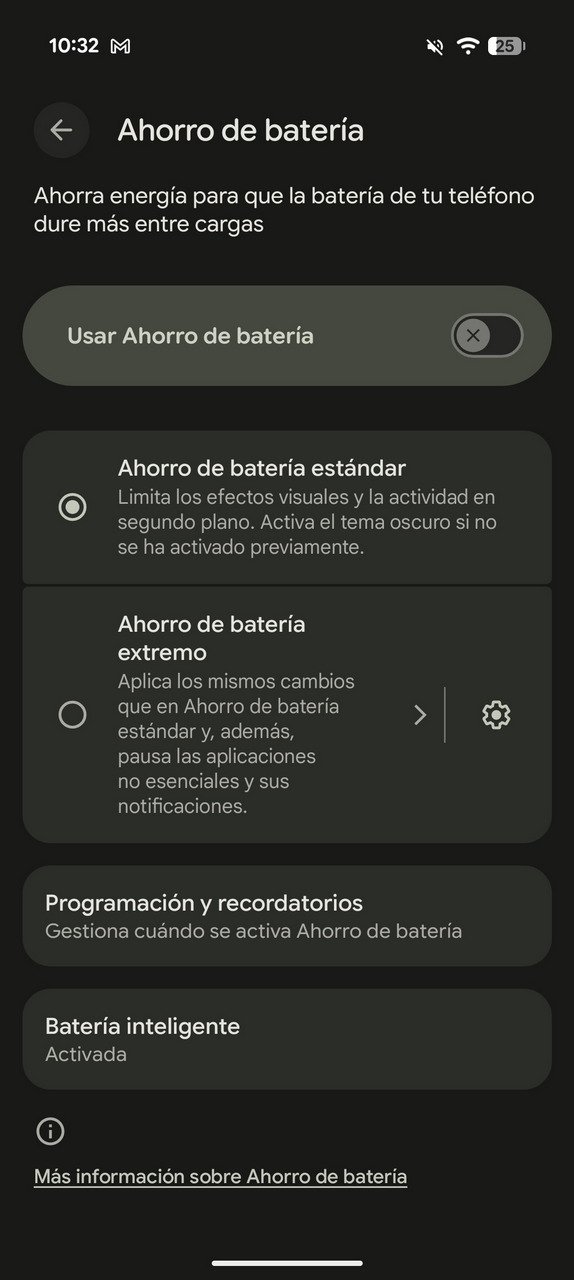 Pantalla de configuración de ahorro de batería en un teléfono, con opciones de ahorro estándar y extremo.