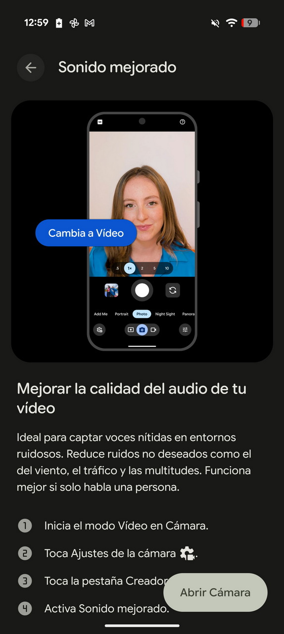 Aplicación de cámara mostrando función de Sonido mejorado para calidad de audio en videos.